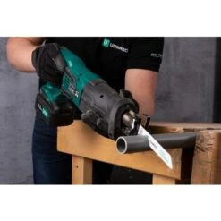 Scie Sabre Sans Fil VPower 20V. Sans Batterie, Ni Chargeur – Lames De Scie Et Un Sac De Rangement Pratique Inclus 9 Scie Sabre Sans Fil VPower 20V. Sans Batterie, Ni Chargeur – Lames De Scie Et Un Sac De Rangement Pratique Inclus -Makitch Magasin 11653339 3