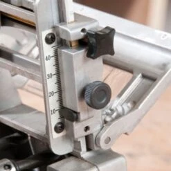 Chevilleuse Tourillonneuse électrique TRITON 710 W -Makitch Magasin 12078262 4