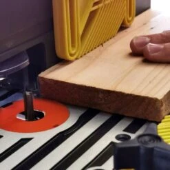 Ensemble Table Et Défonceuse 1200w -Makitch Magasin 2118461 4