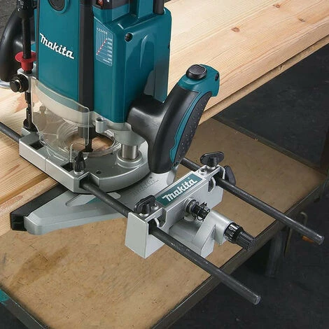 Défonceuse Ø 12 Mm 2100 W En MAKPAC - MAKITA RP2303FCXJ 6 Défonceuse Ø 12 Mm 2100 W En MAKPAC - MAKITA RP2303FCXJ – Image 4
